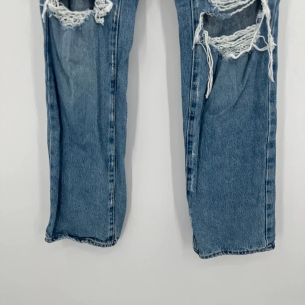 BDG Women's Light Blue Distressed Straight-Leg Jeans